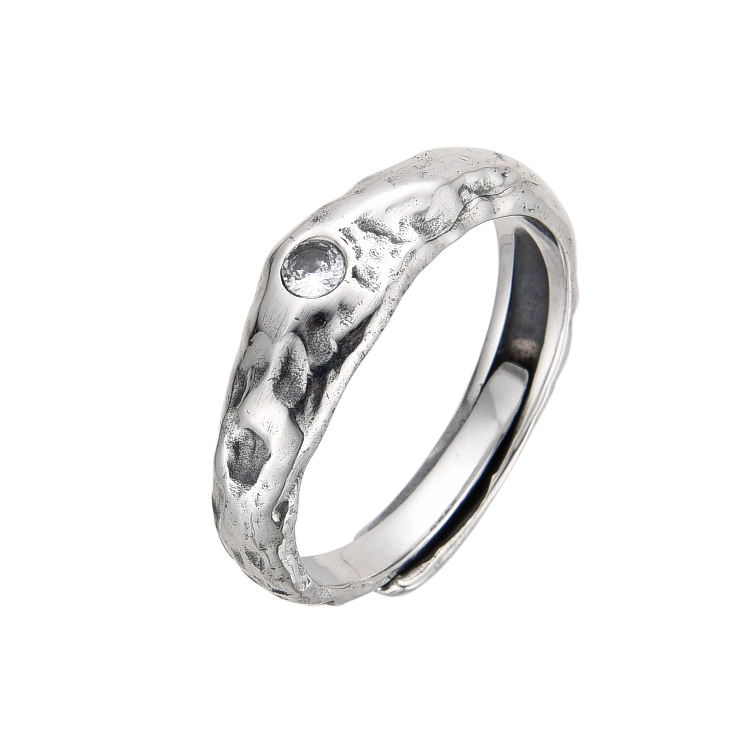 [full] Silver ring with a textured surface on a white background