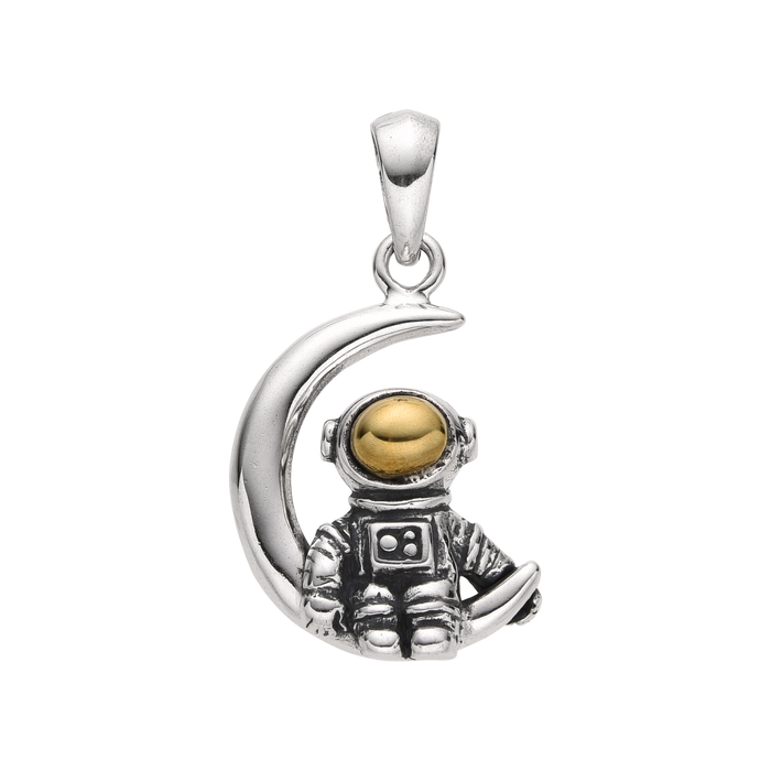 [full] Pendant in sterling silver with an astronaut holding a crescent moon.