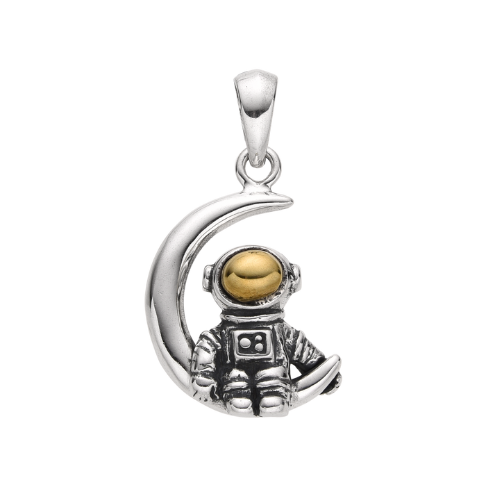 [full] Pendant in sterling silver with an astronaut holding a crescent moon.