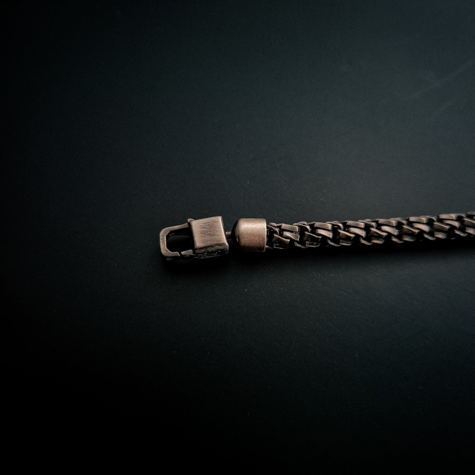 [full] - Closeup look of Double Venetian link bracelet in sterling silver with dark ruthenium plating and micro-fused clasp.