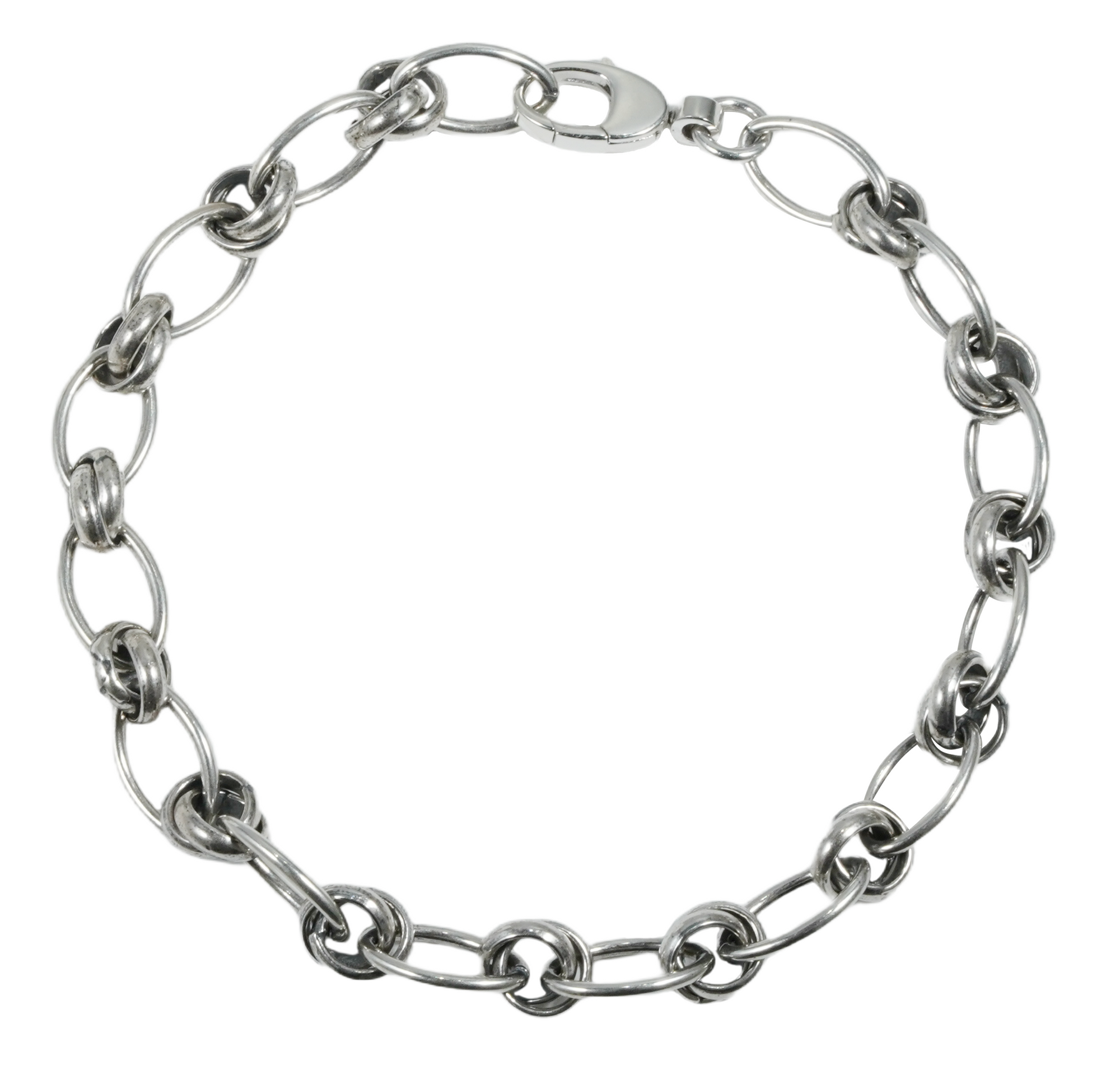 [full] Silver chain bracelet on a white background