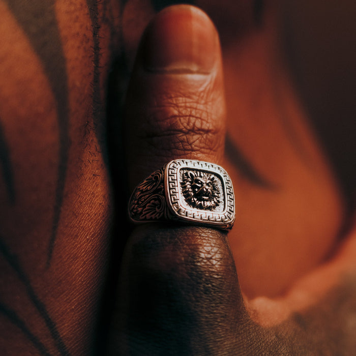 [full]- Sterling Silver Lion ring
