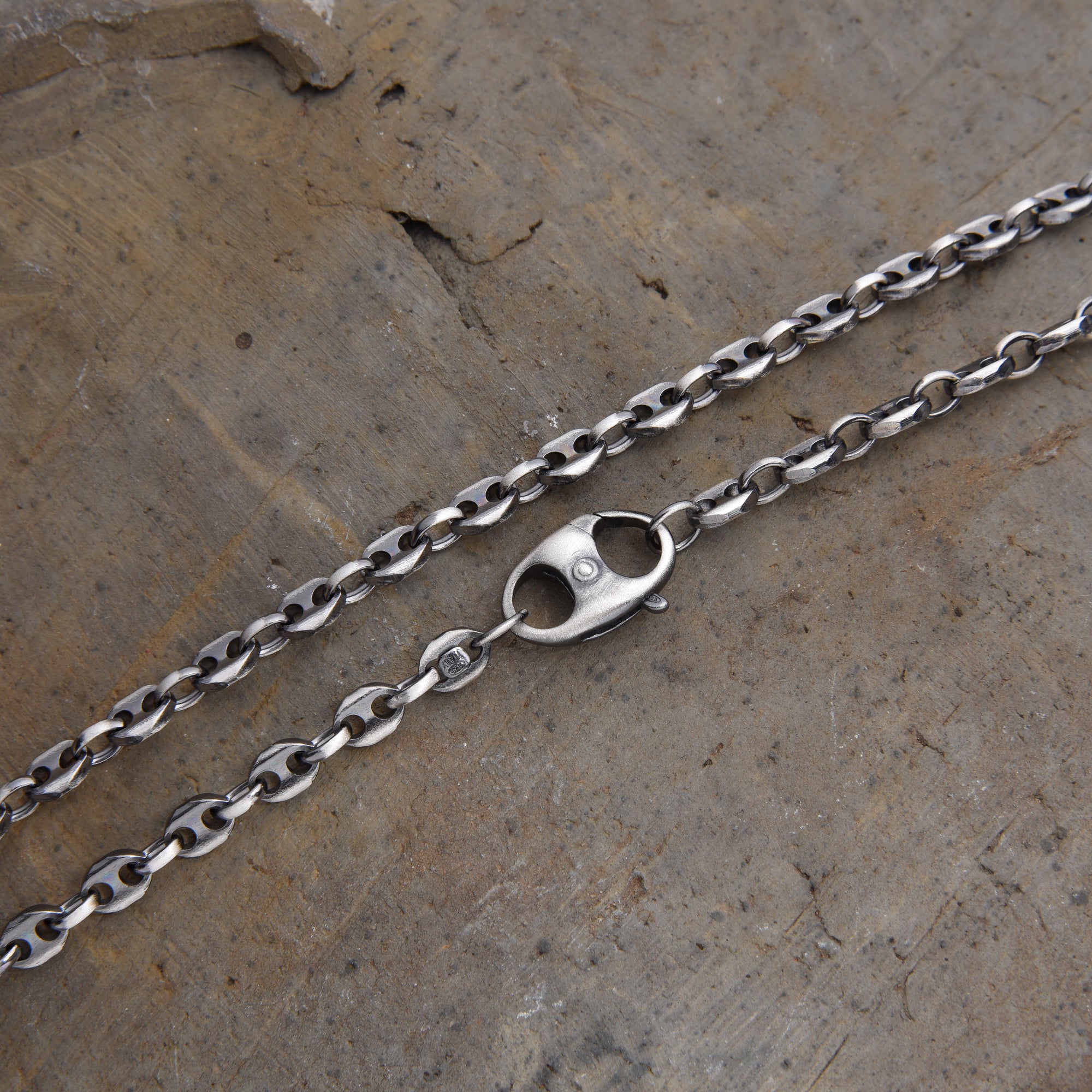[full]- OBSIDIAN silver necklace with ruthenium plating