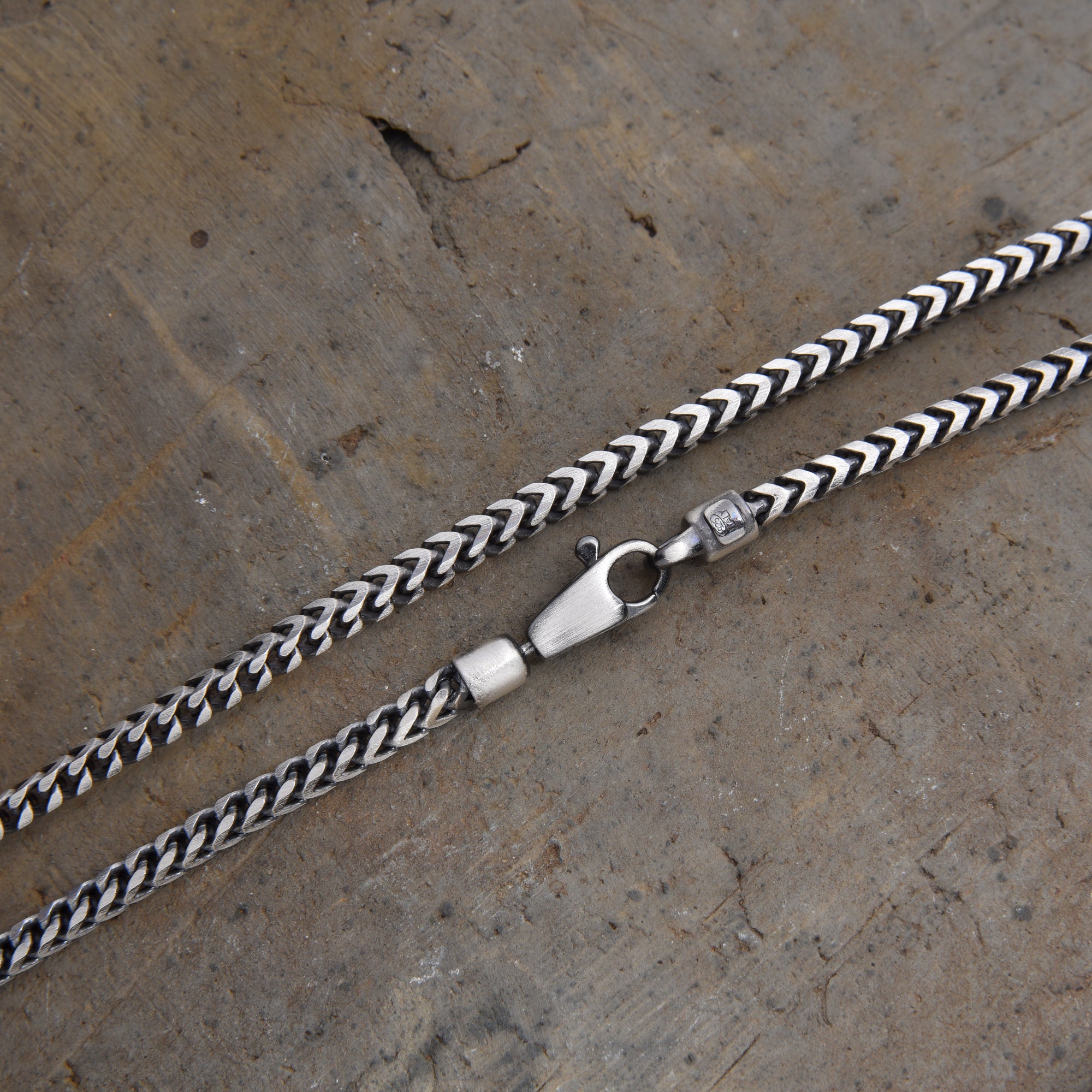 [full]- RECON silver chain with ruthenium plating