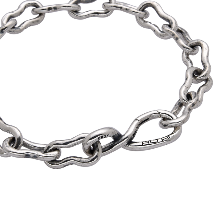 [full] Silver chain bracelet on a white background