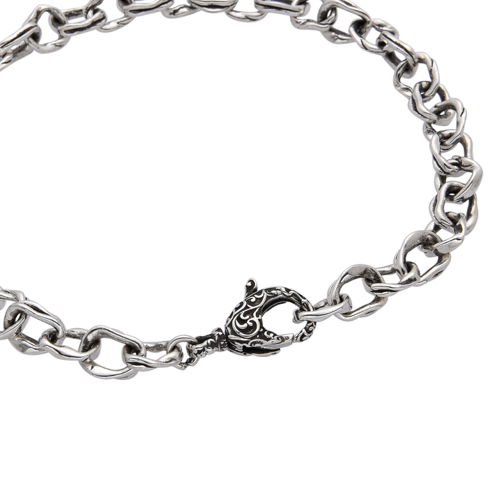 [full] Silver chain bracelet on a white background