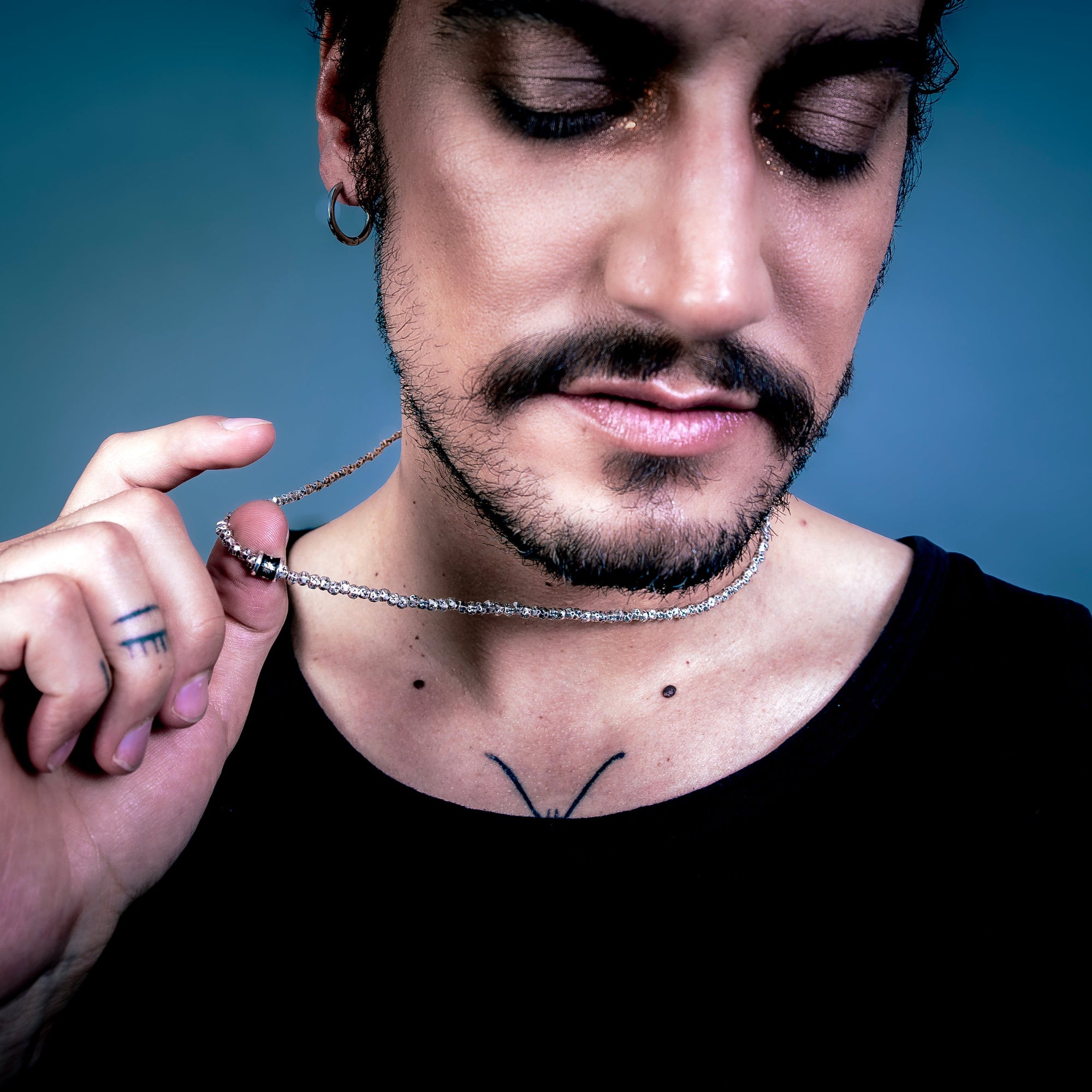 [full] - Man wearing stellar sterling silver beads necklace