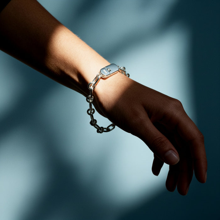 [full] sterling silver bracelet close-up look